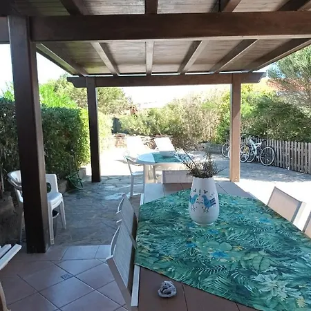 Casa Localita Cala Rosa Hébergement de vacances *